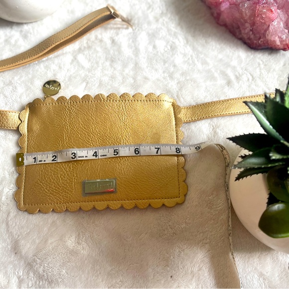 Gold Packed Party belt bag! - Picture 3 of 7